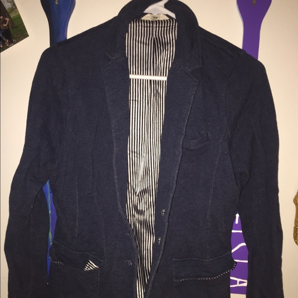 H&M Jackets & Blazers - ✨ NEW H&M Denim blazer